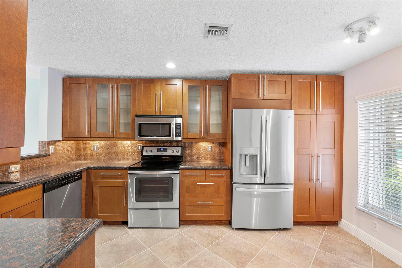 7374 NW 61ST Terrace, Parkland FL 33067 photo 2