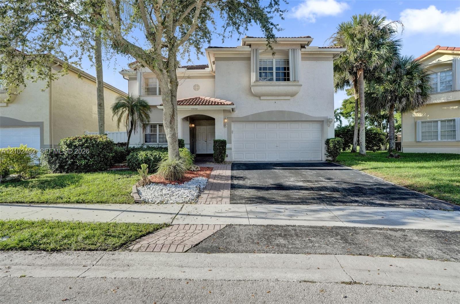7860 NW 28th St, Margate FL 33063 photo 2