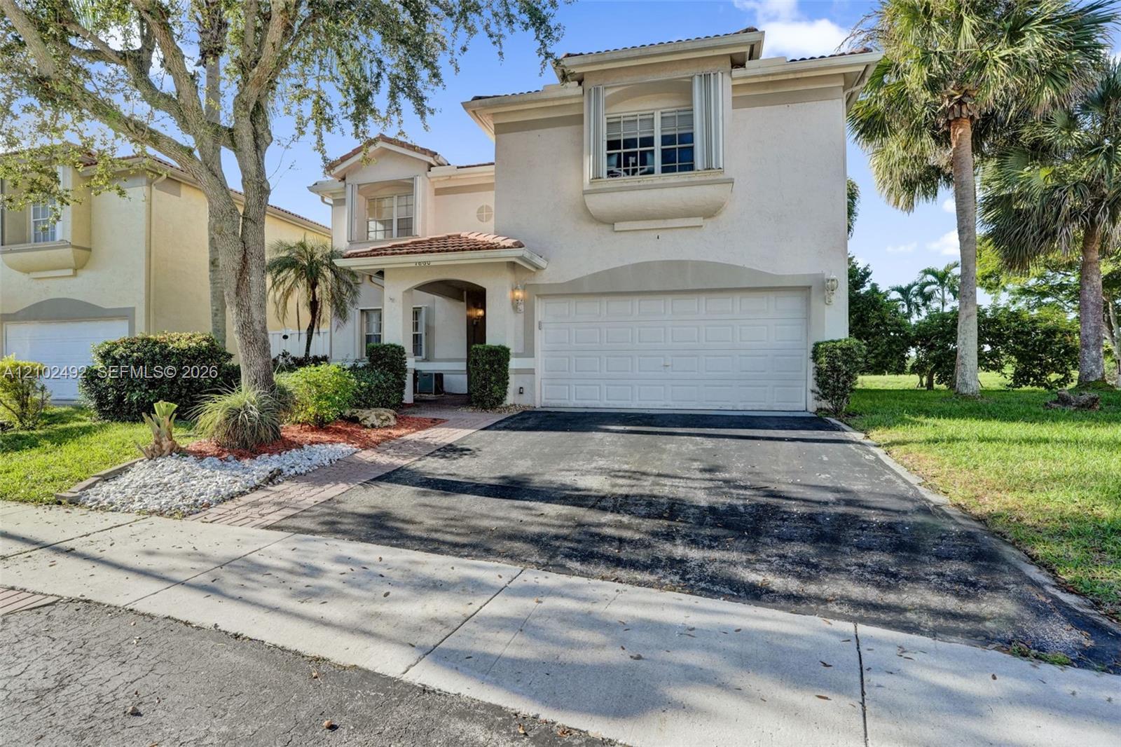 7860 NW 28th St, Margate FL 33063 photo 3