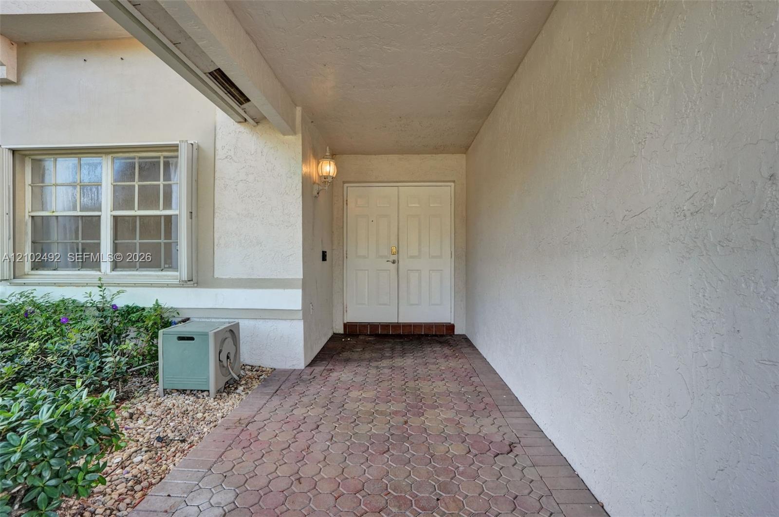 7860 NW 28th St, Margate FL 33063 photo 4