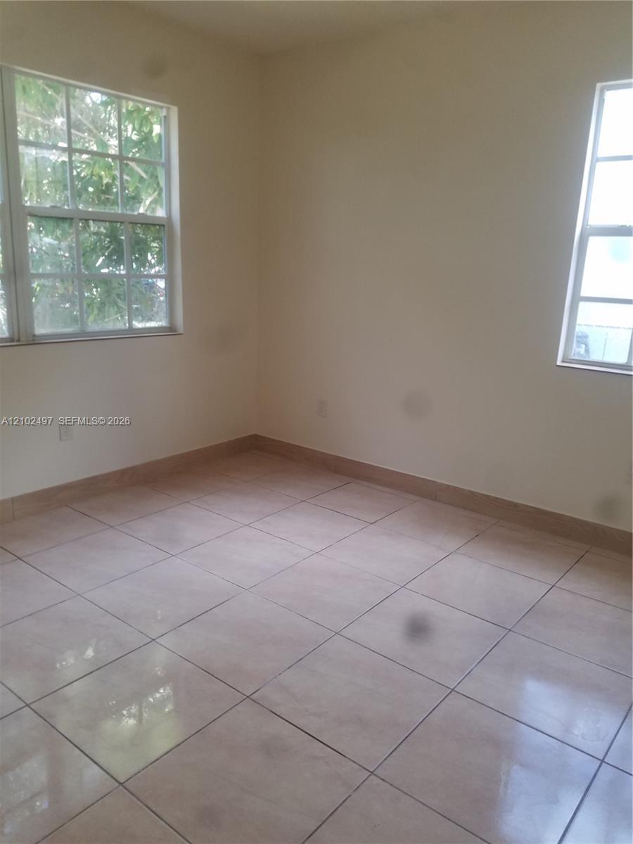 13770 NE 20th Pl # 3, North Miami Beach FL 33181 photo 2