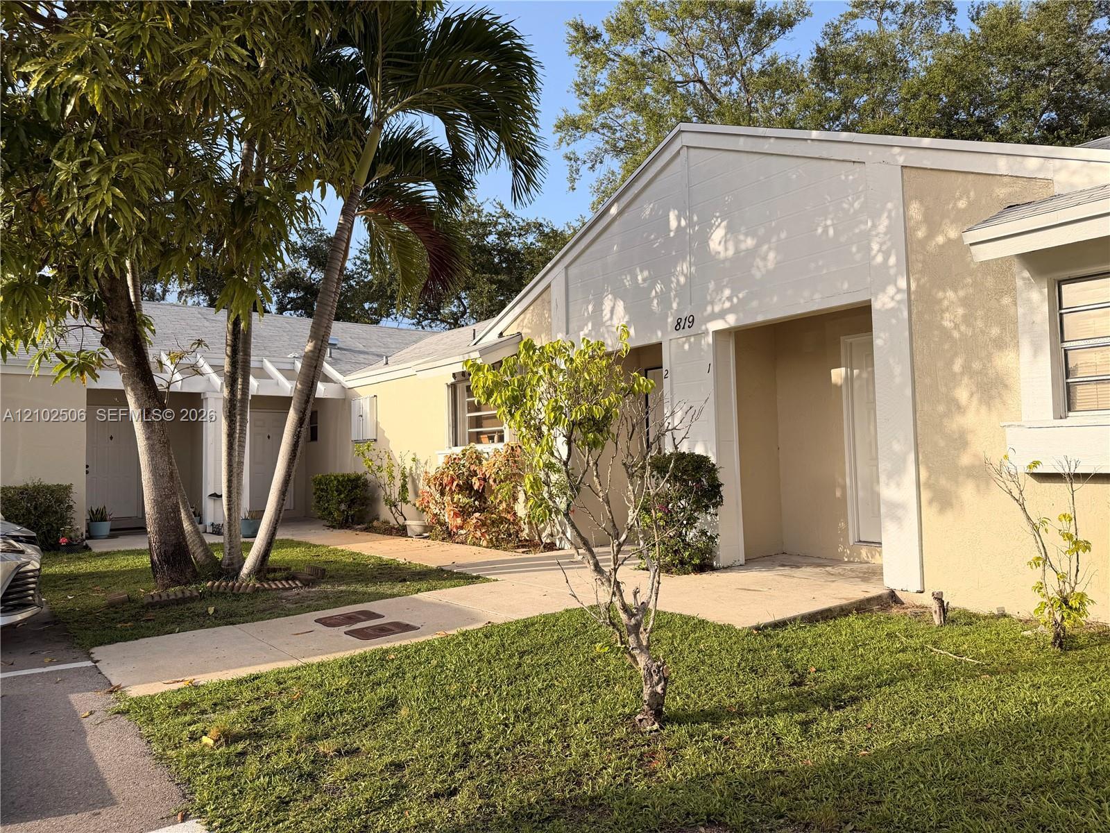 819 NE 214th Ln # 1, Miami FL 33179 photo 5