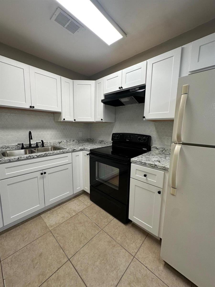 4839 Serafica Drive, FL 33461 photo 4