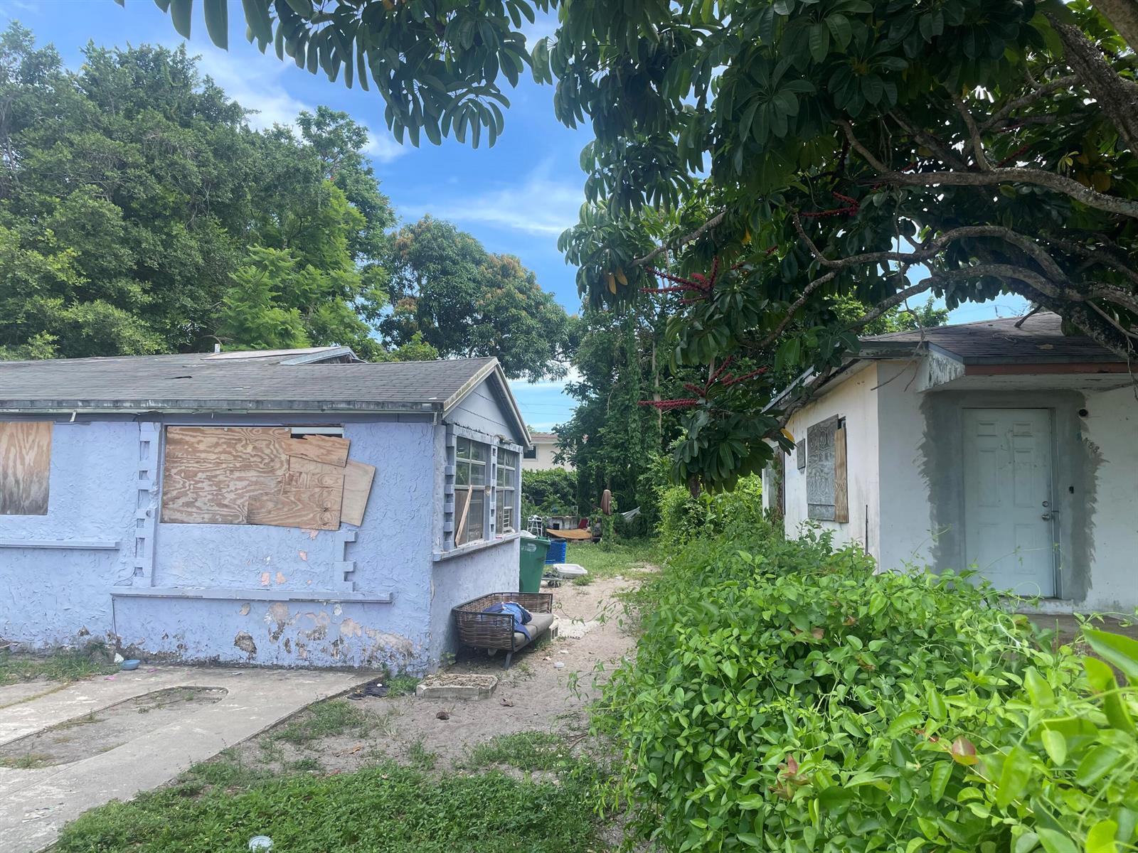 2470 NW 87TH Street, Miami FL 33147 photo 2