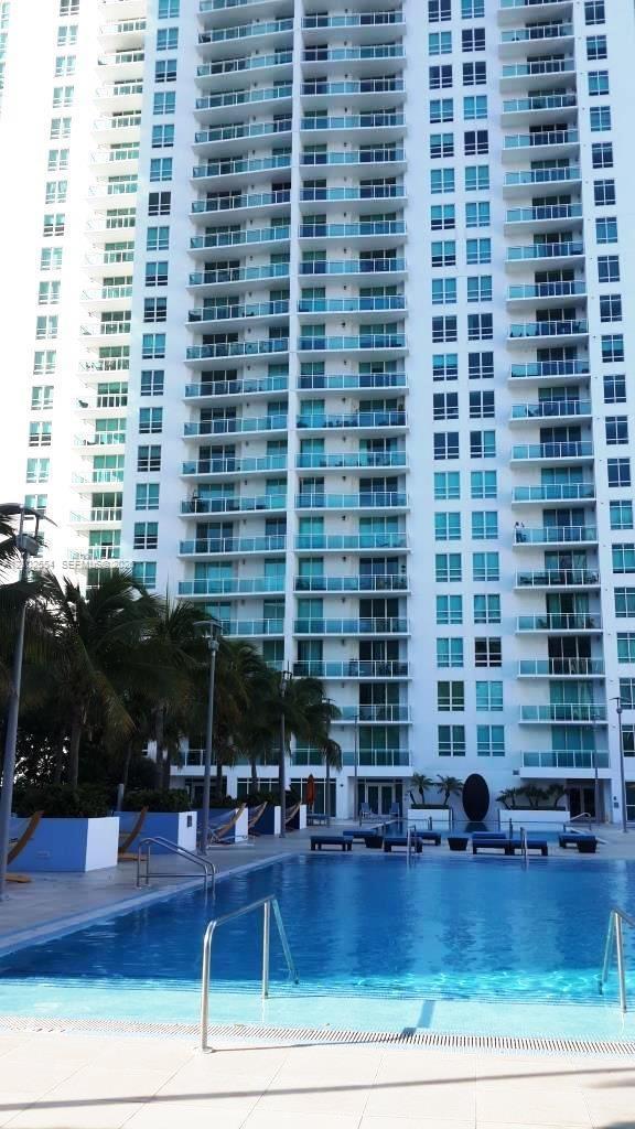 950 Brickell Bay Dr # 4005, Miami FL 33131 photo 5