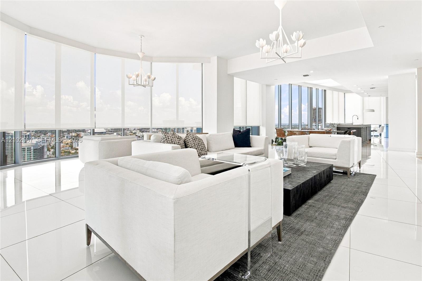 200 Biscayne Boulevard Way # 5302, Miami FL 33131 photo 2