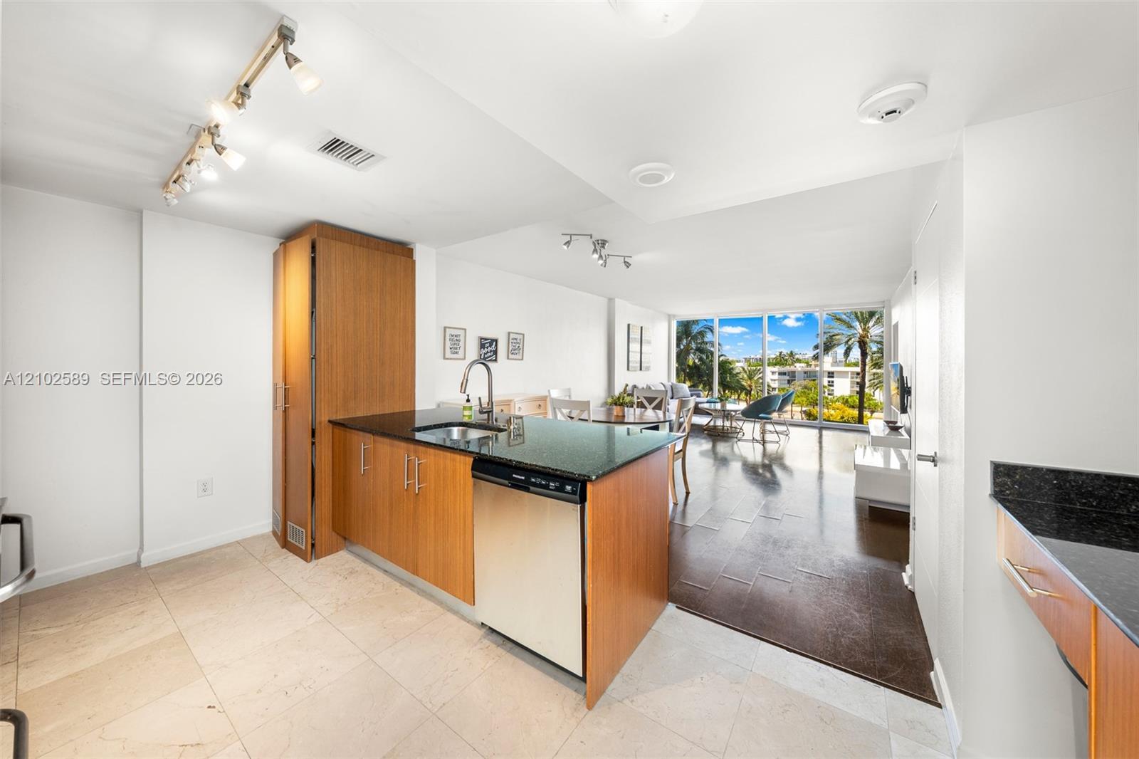10275 Collins Ave # 327, Bal Harbour FL 33154 photo 4