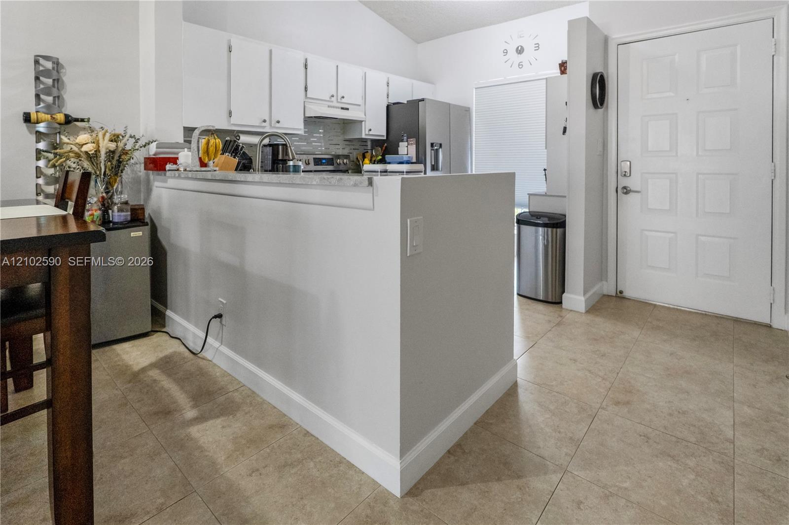 2720 S Oakland Forest Dr # 1004, Oakland Park FL 33309 photo 3