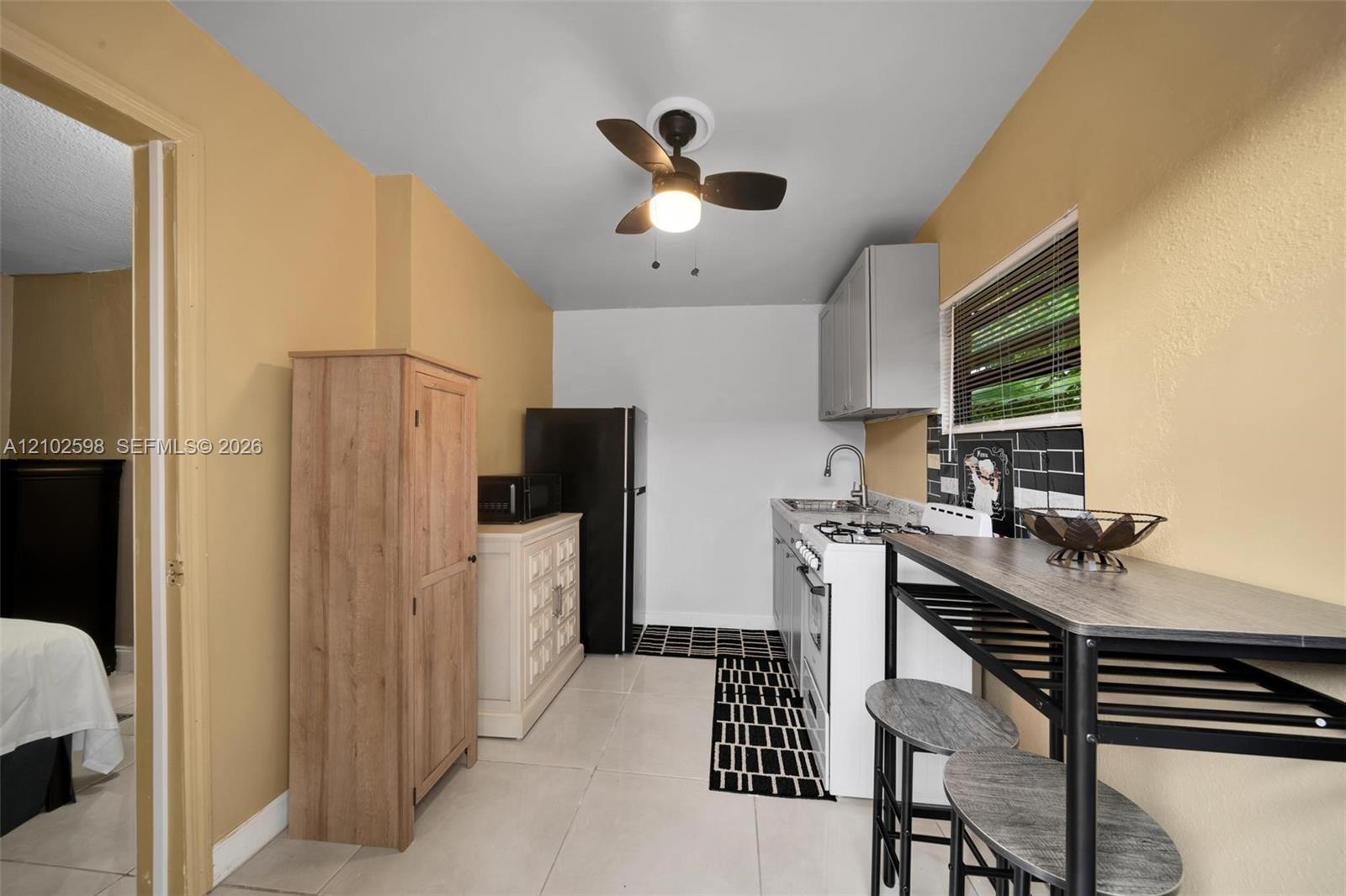 20106 NW 32nd Pl # 1B, Miami Gardens FL 33056 photo 3