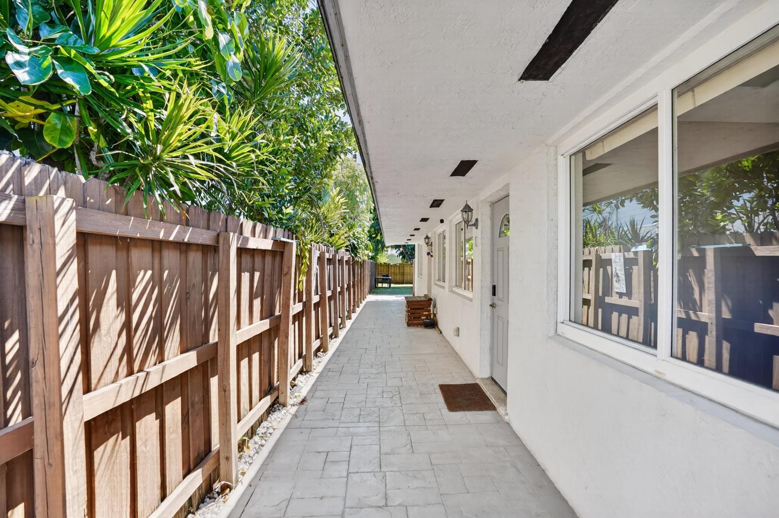 1986 NE 5th Street # 1, Deerfield Beach FL 33441 photo 5