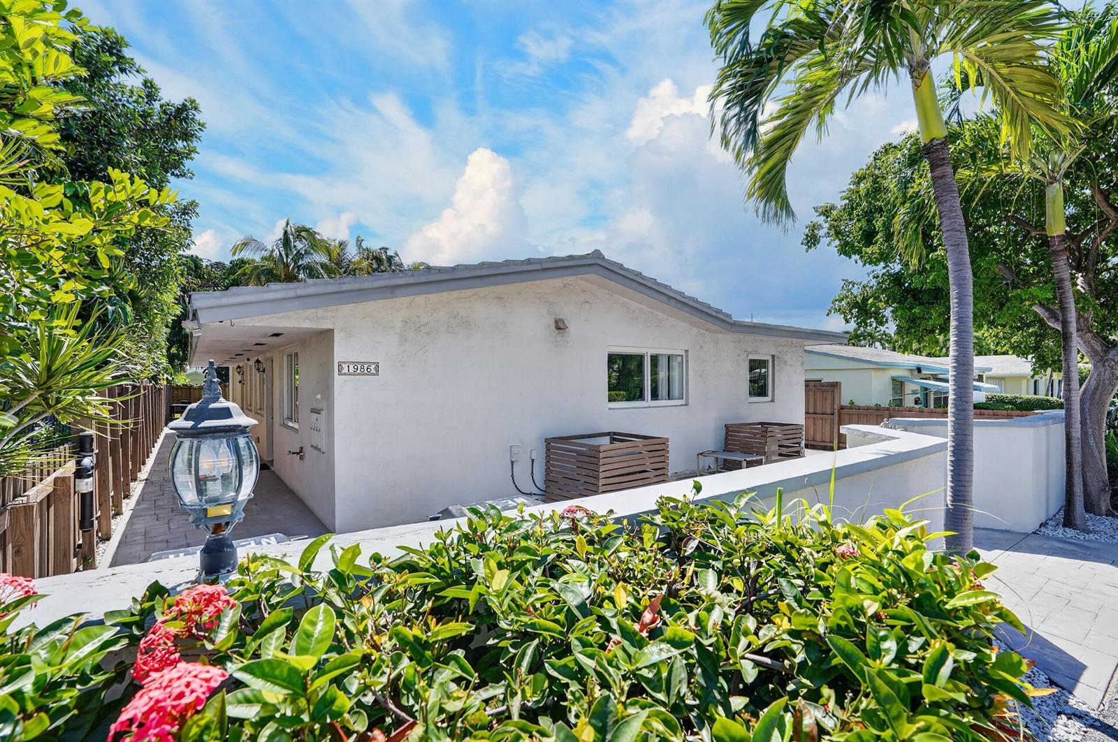 1986 NE 5th Street # 1, Deerfield Beach FL 33441 photo 4