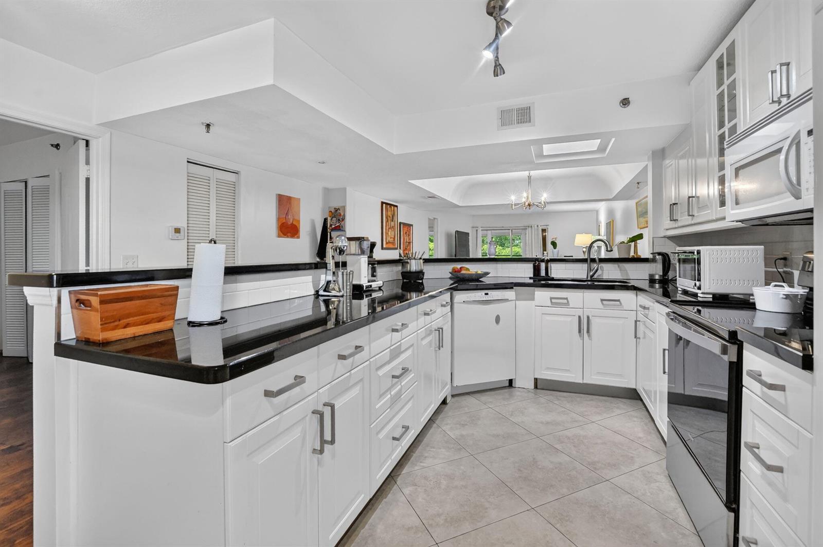 23344 CAROLWOOD Lane # 505, Boca Raton FL 33428 photo 3