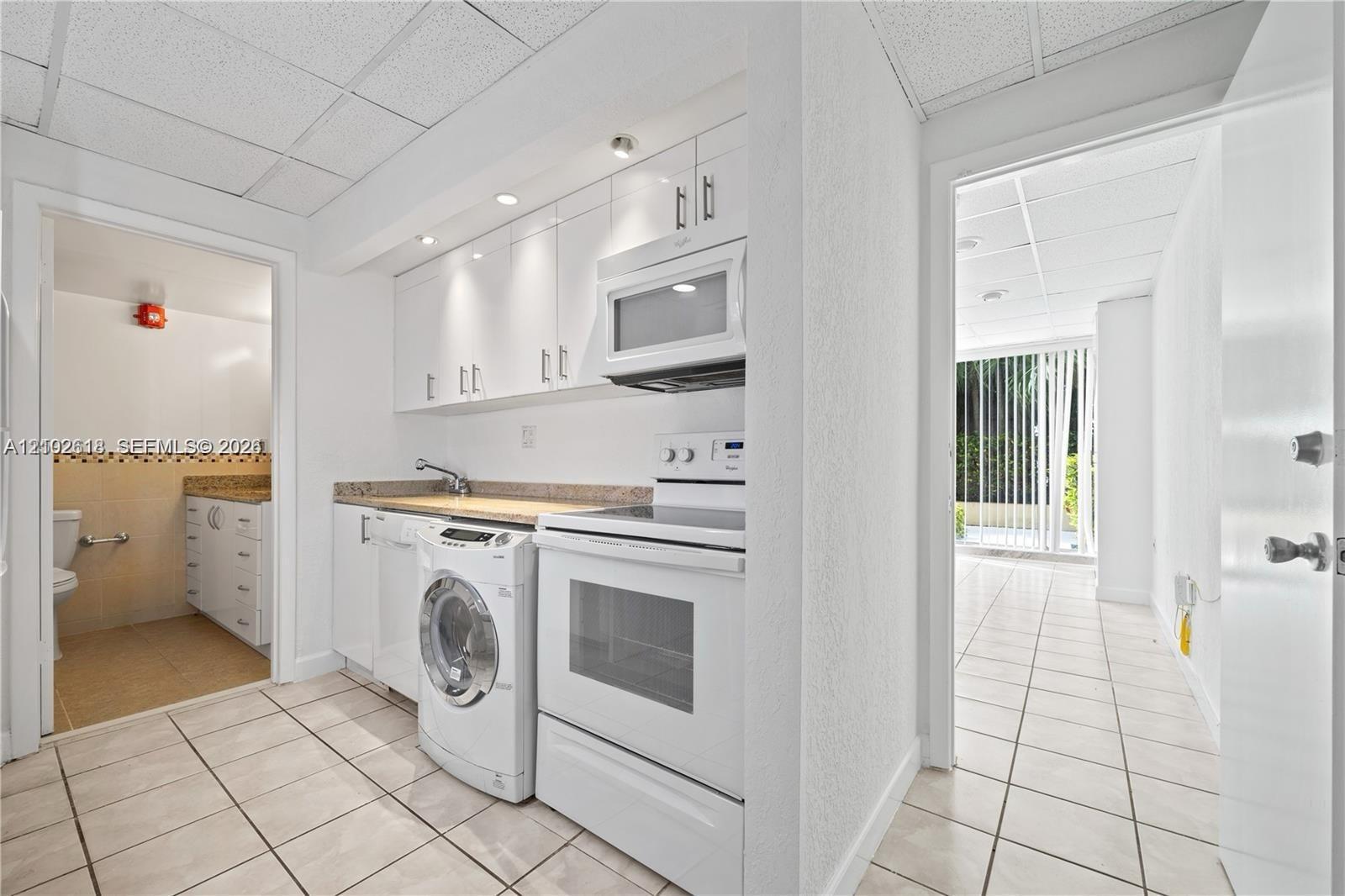 11111 Biscayne Blvd # 1I, Miami FL 33181 photo 5