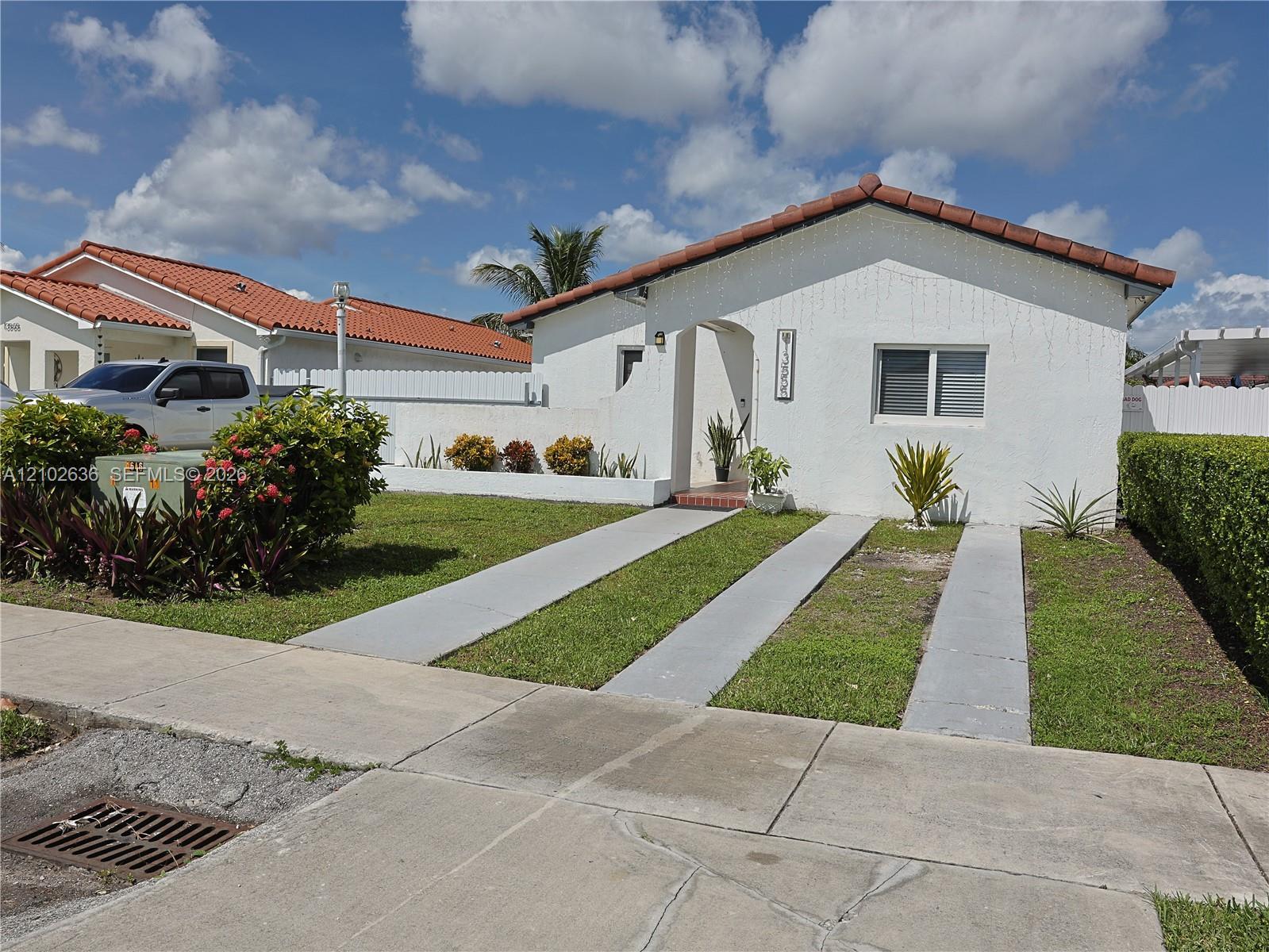 13555 SW 38th Ln, Miami FL 33175 photo 2