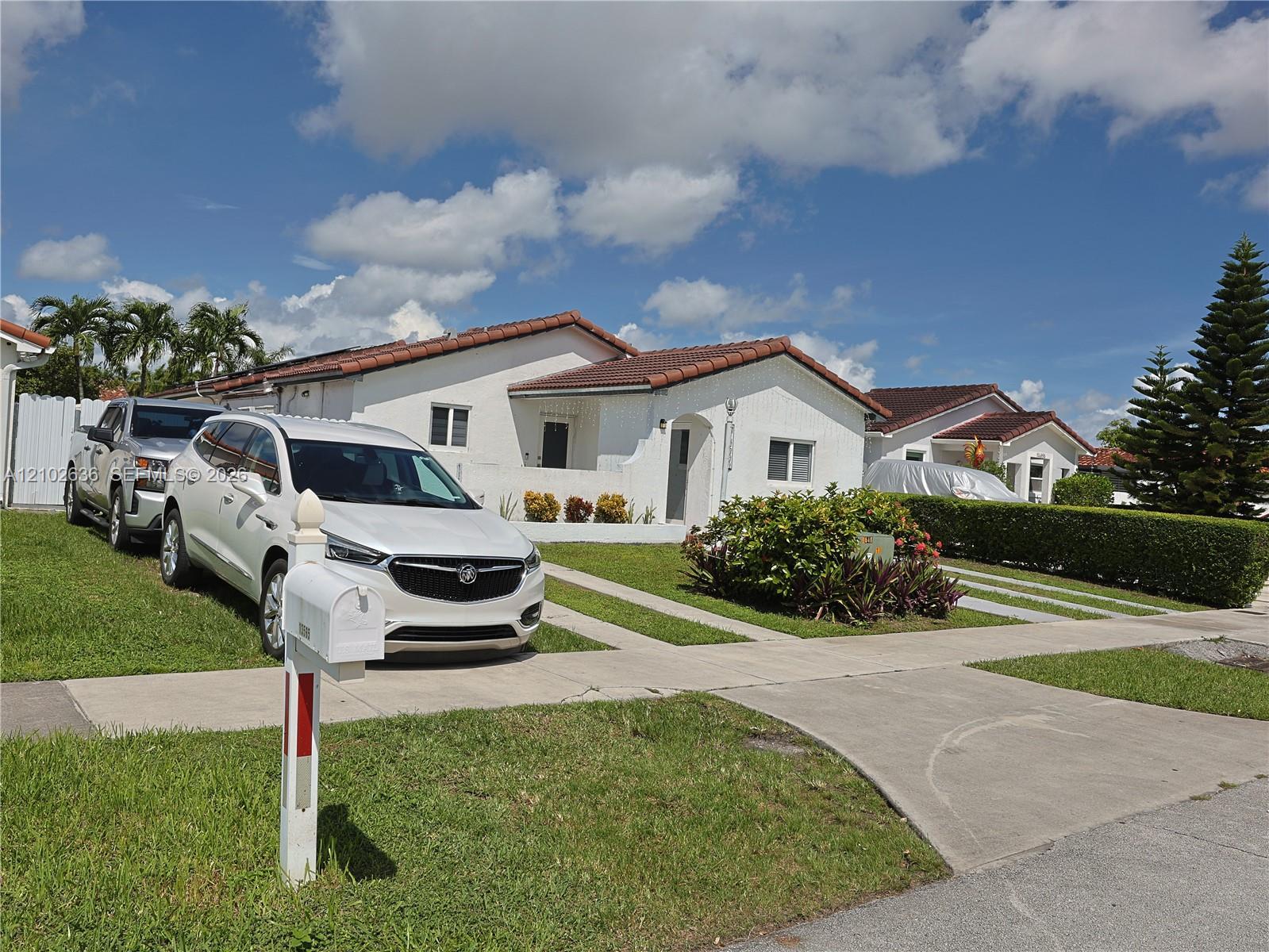 13555 SW 38th Ln, Miami FL 33175 photo 3
