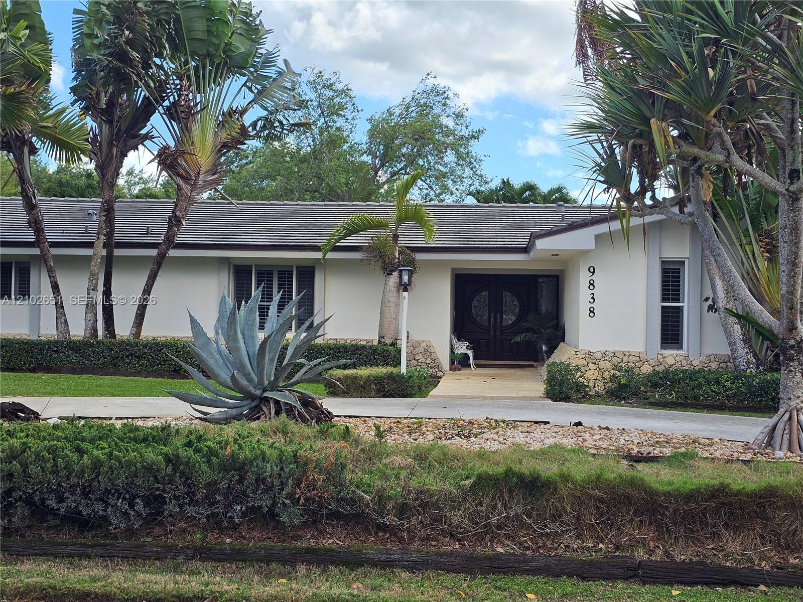 9838 SW 94th Ter, Miami FL 33176 photo 4