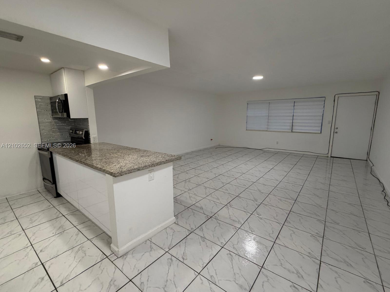 1855 NE 121st St # 18, North Miami FL 33181 photo 2