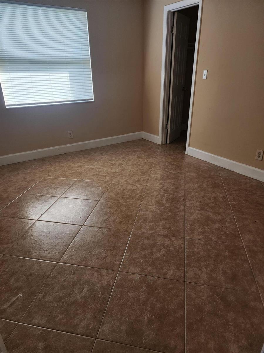4150 WOODSIDE Drive # 4, Coral Springs FL 33065 photo 3
