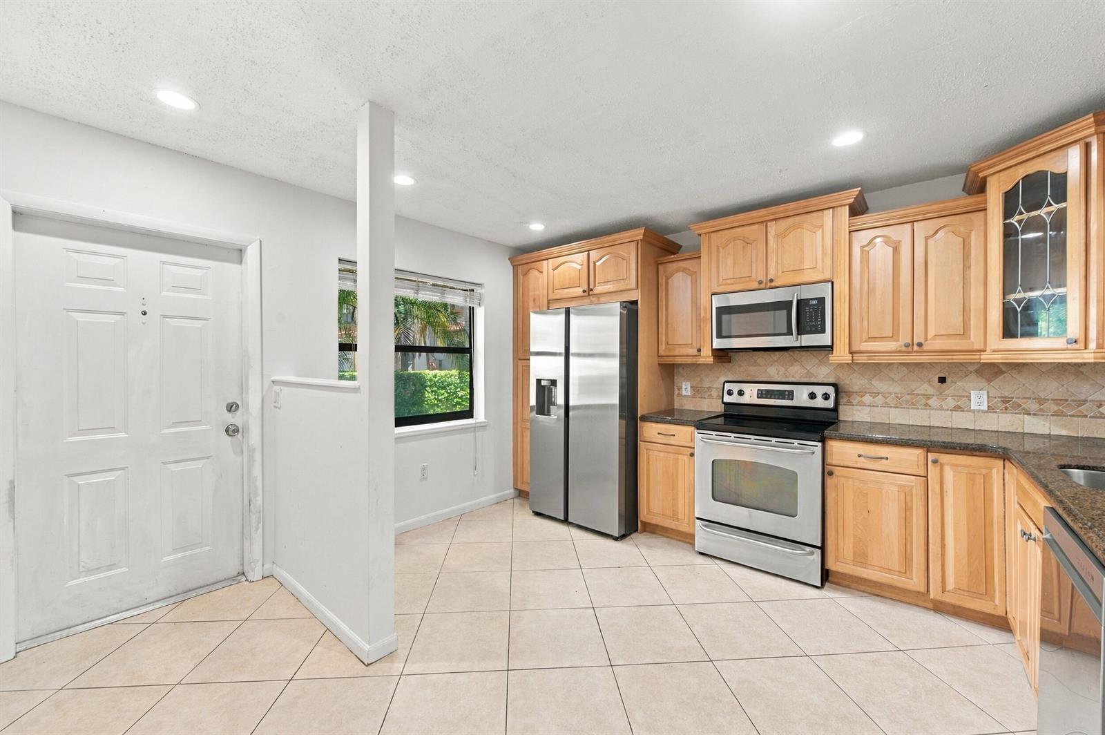 4153 Coral Springs Drive, Coral Springs FL 33065 photo 5