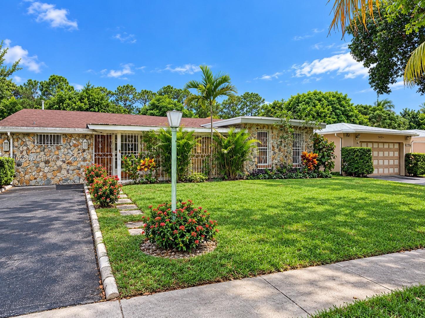 8218 Southampton Dr # A, Miramar FL 33025