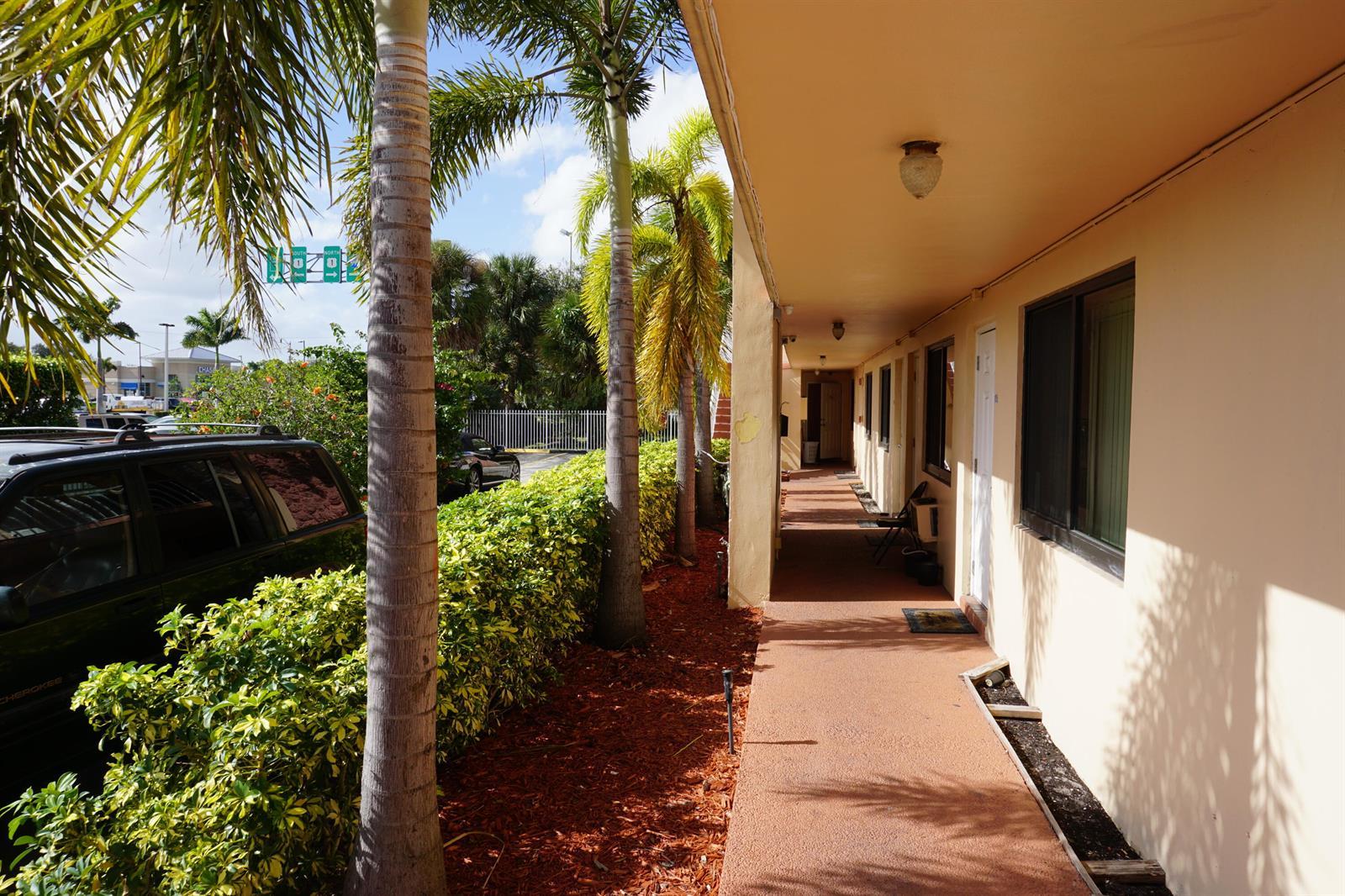 29 E SHERIDAN Street # 107, Dania Beach FL 33004 photo 3