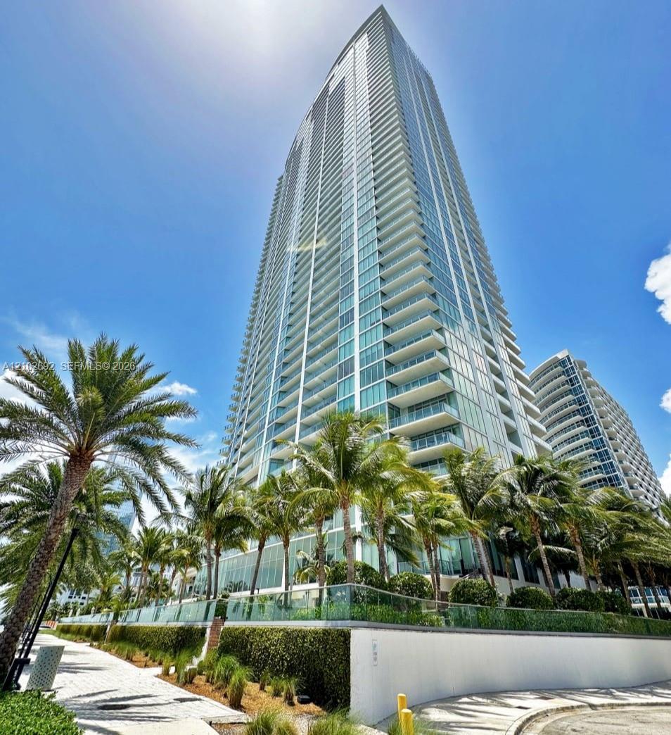 2900 NE 7th Ave # 902, Miami FL 33137