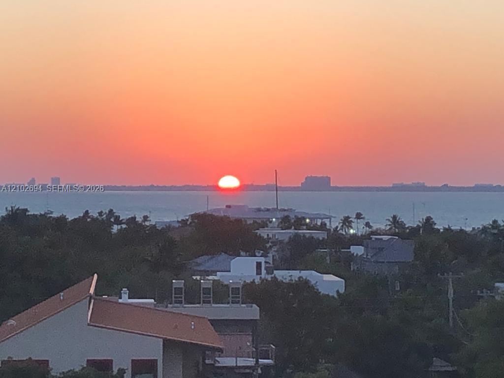 77 Crandon Blvd # 8D, Key Biscayne FL 33149 photo 2