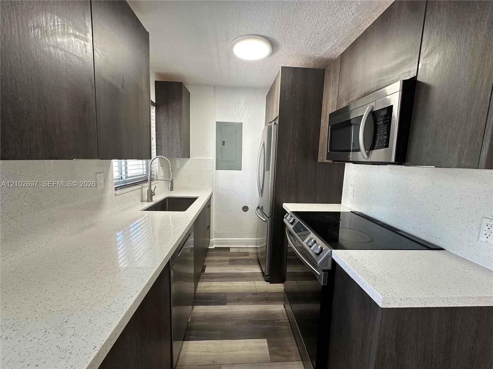 913 NE 17th St # 2, Fort Lauderdale FL 33305 photo 3