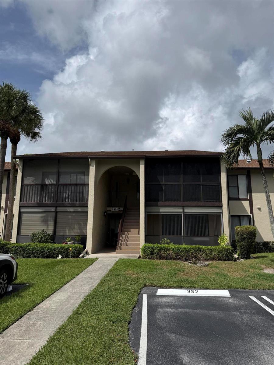 821 SKY PINE Way # C2, FL 33415