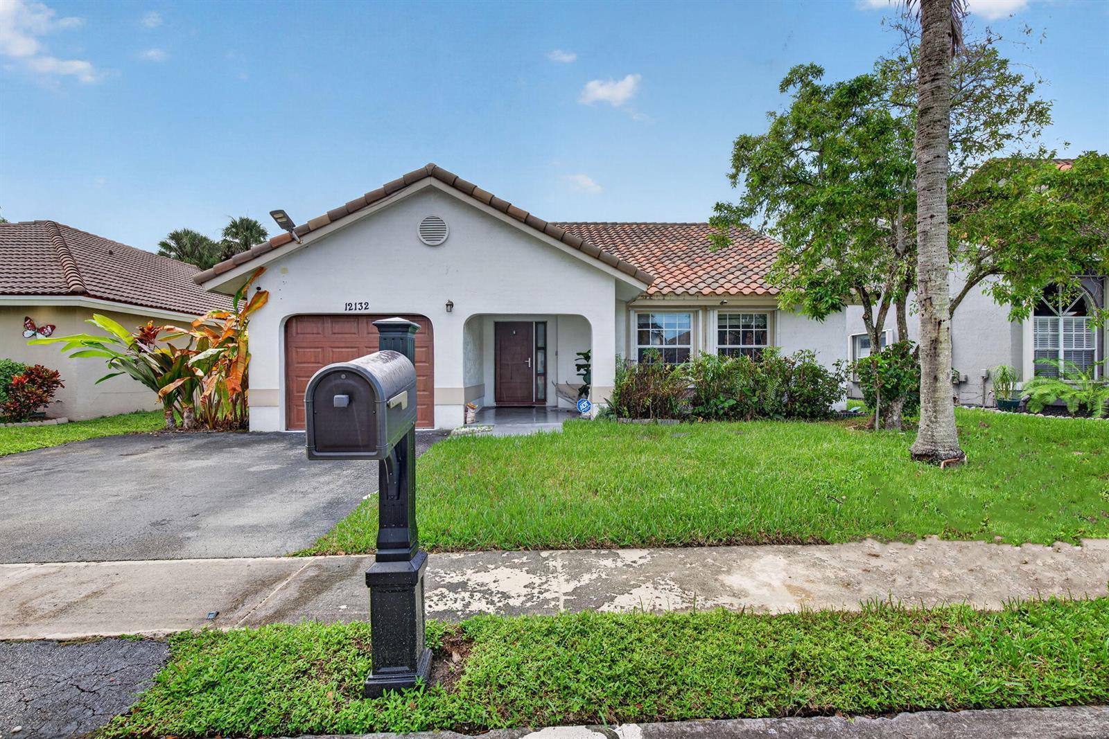 12132 NW 34TH Street, Sunrise FL 33323 photo 2