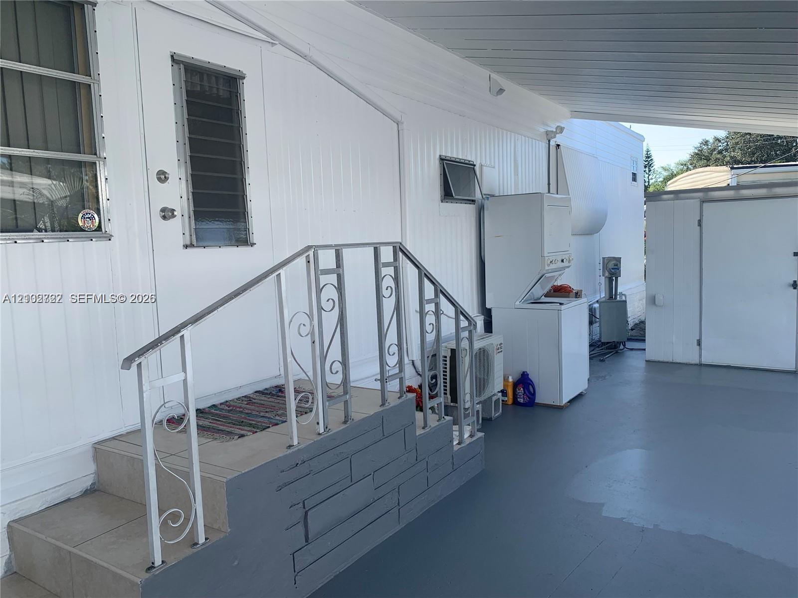1911 SW 87th Ave # 0, Davie FL 33324