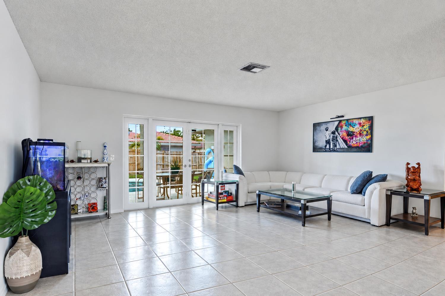 4852 SUGAR PINE Drive, Boca Raton FL 33487 photo 3