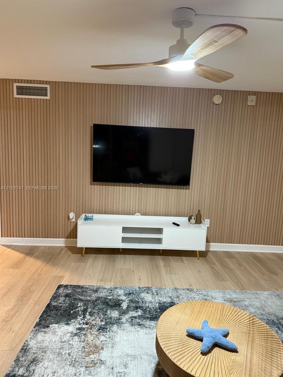 200 178th Dr # 511, Sunny Isles Beach FL 33160 photo 2