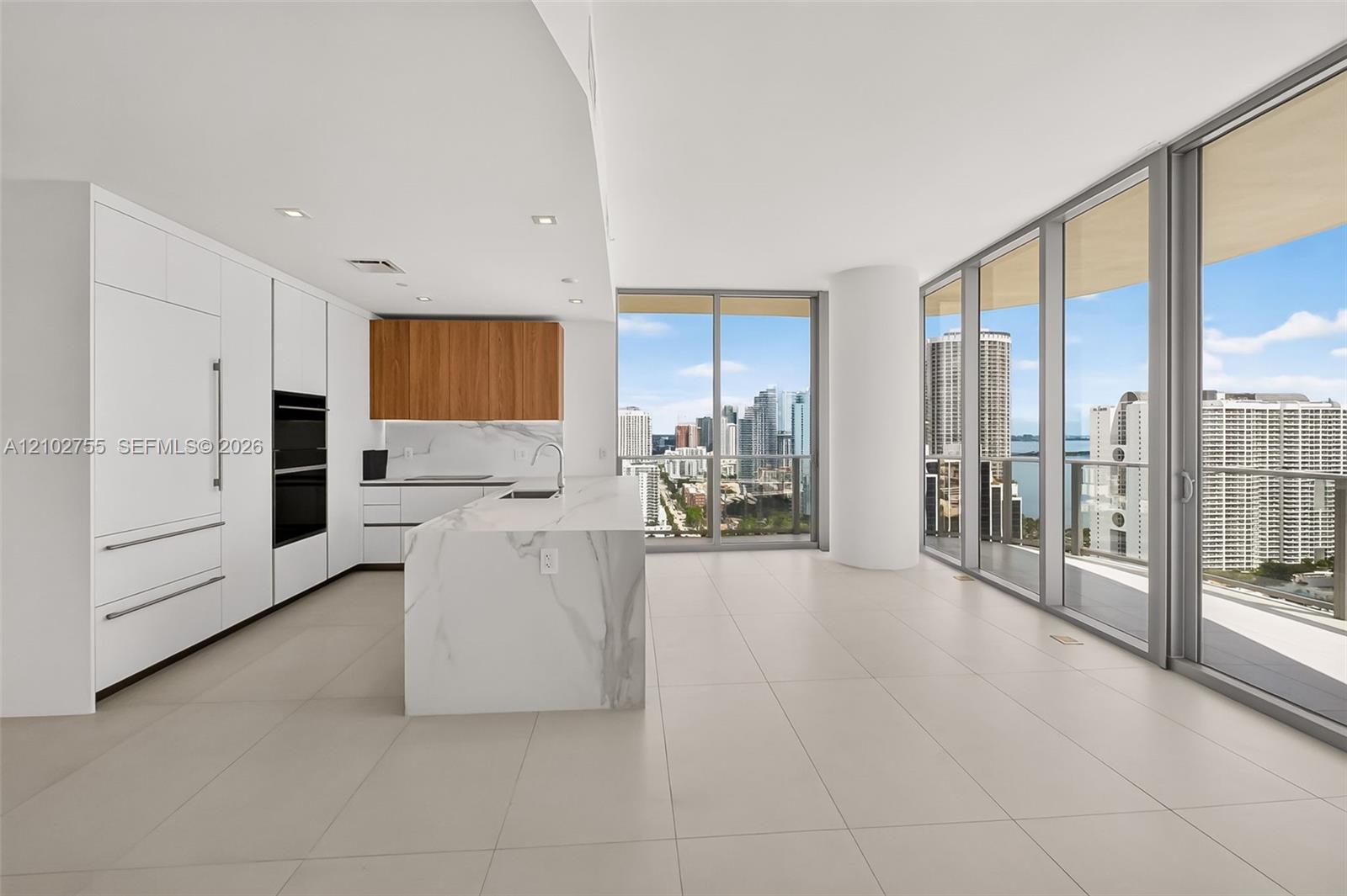 1400 Biscayne Blvd # 2906, Miami FL 33132 photo 3
