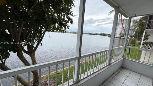 1175 NE Miami Gardens Dr # 208, Miami FL 33179 photo 2