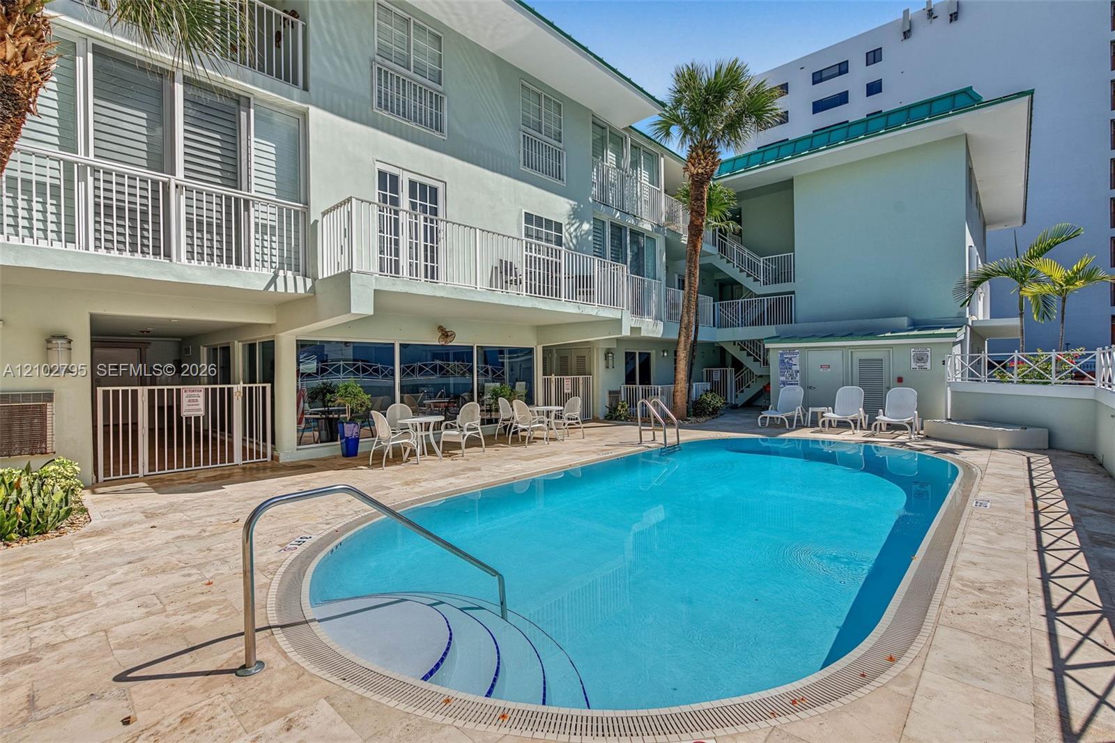 300 Sunrise Dr # 1B, Key Biscayne FL 33149 photo 2