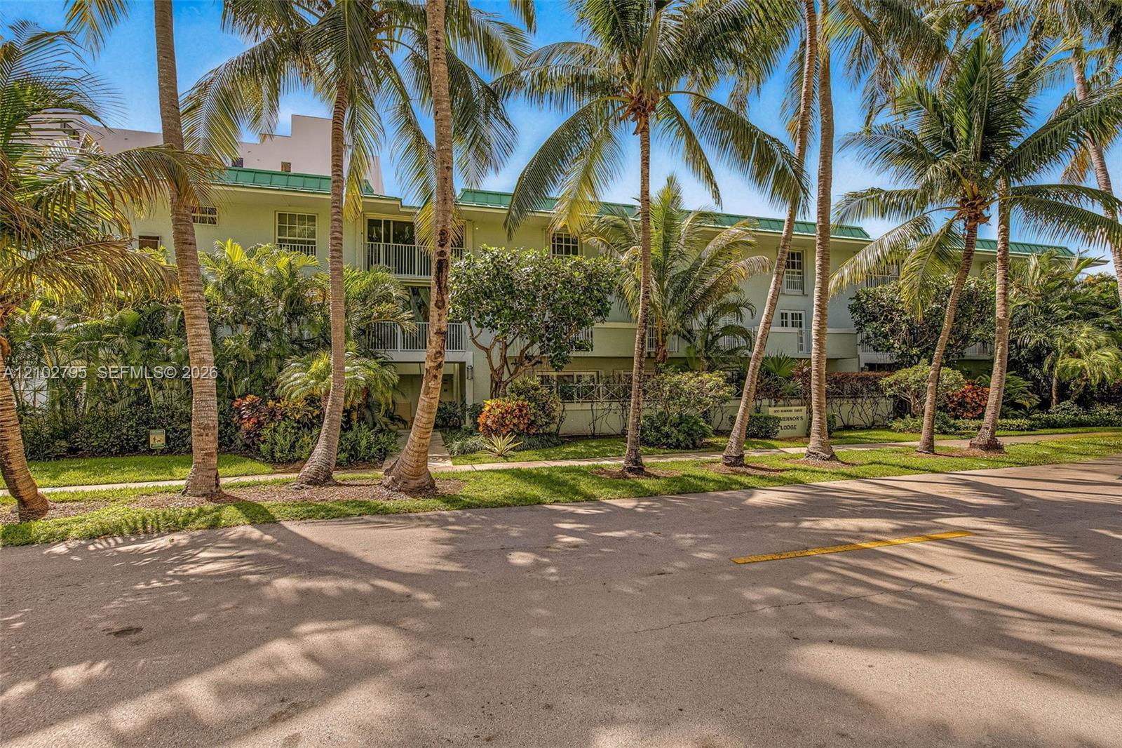 300 Sunrise Dr # 1B, Key Biscayne FL 33149 photo 3