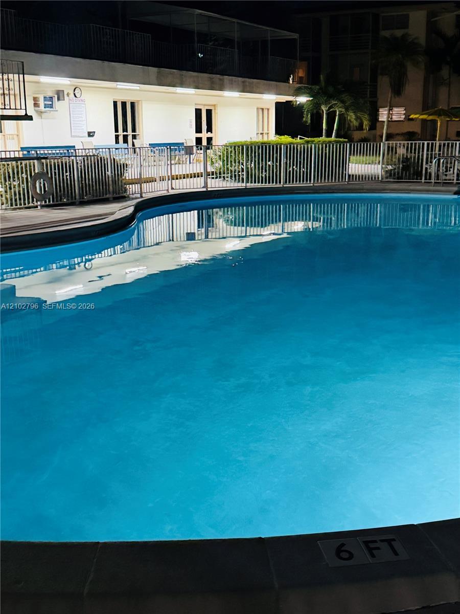 17050 NE 14th Ave # 209, Miami FL 33162 photo 3
