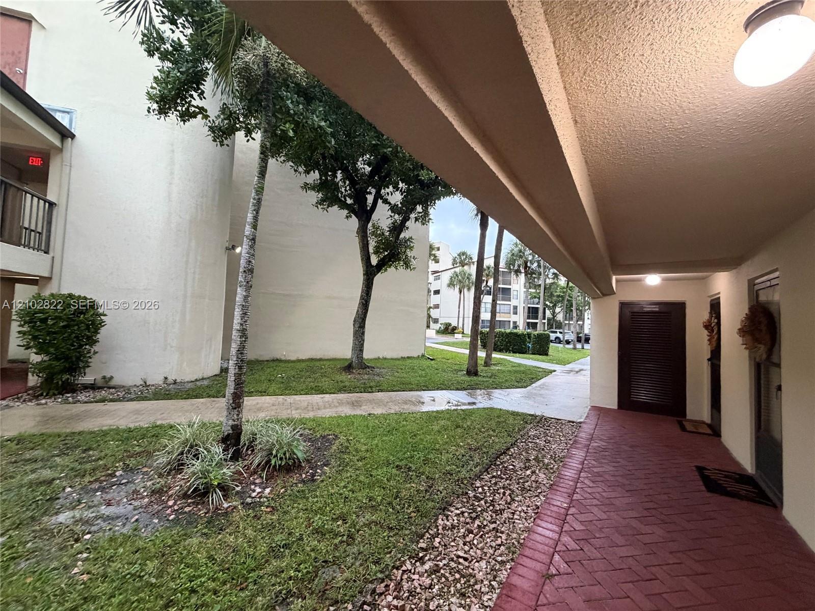 2300 S Cypress Bend Dr # 102, Pompano Beach FL 33069 photo 2