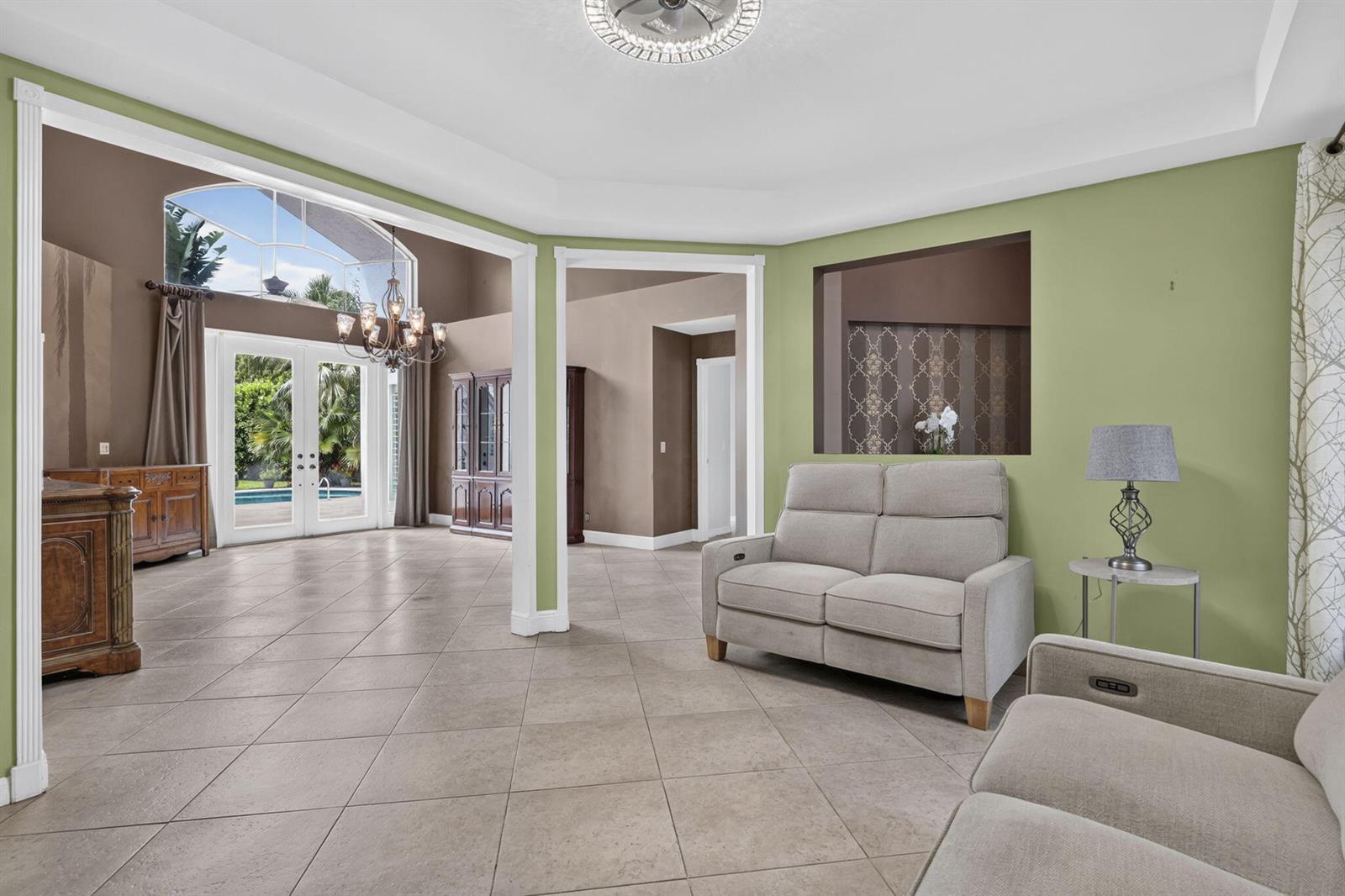 486 S Peacock Lane, Jupiter FL 33458 photo 5