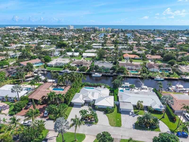 1020 SE 12th Terrace, Deerfield Beach FL 33441 photo 4