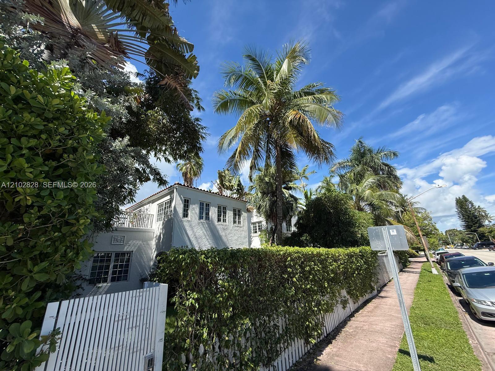 912 Euclid Ave # 4, Miami Beach FL 33139 photo 3