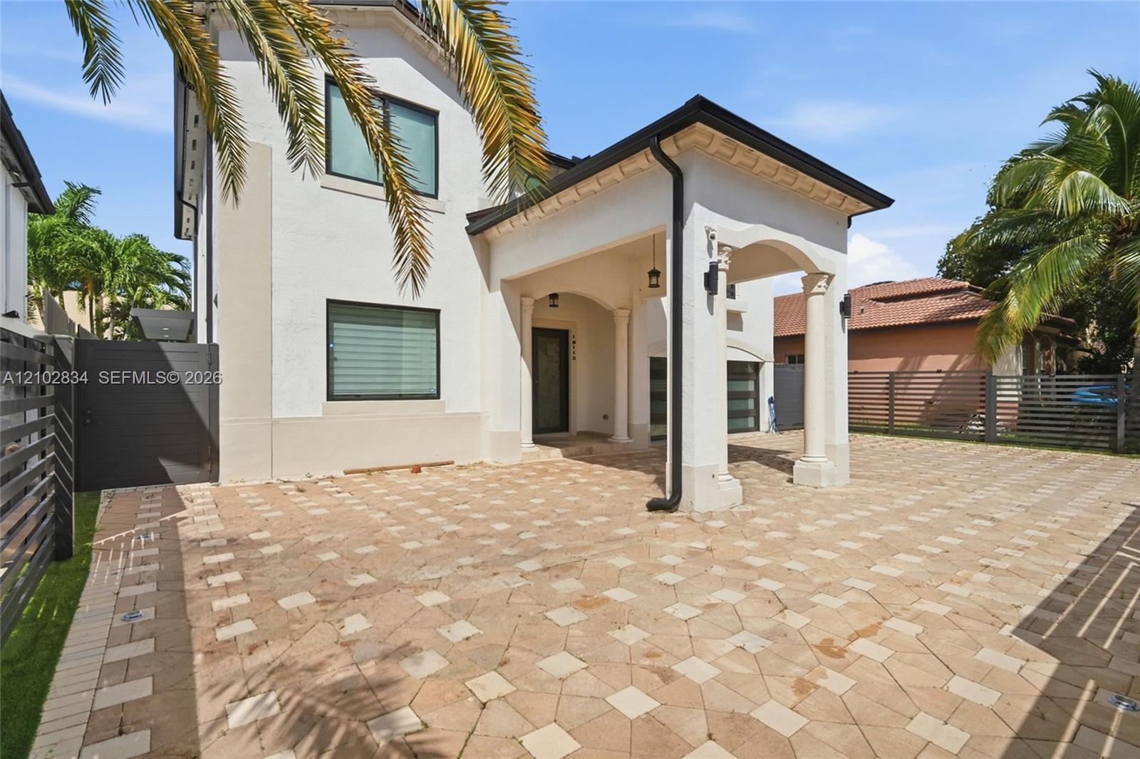 18112 NW 91st Ct, Hialeah FL 33018 photo 4