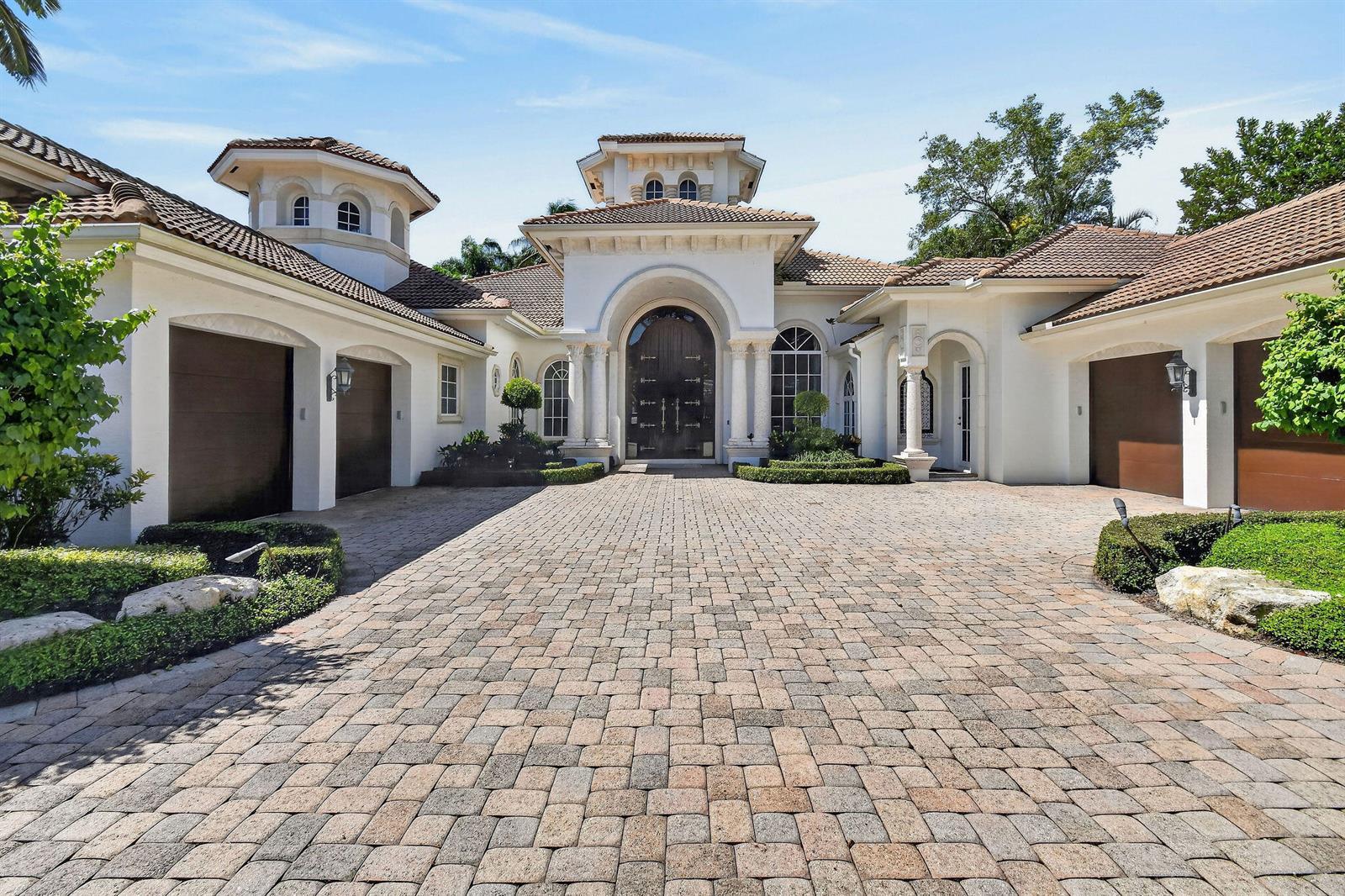 209 Grand Pointe Drive, Palm Beach Gardens FL 33418 photo 4