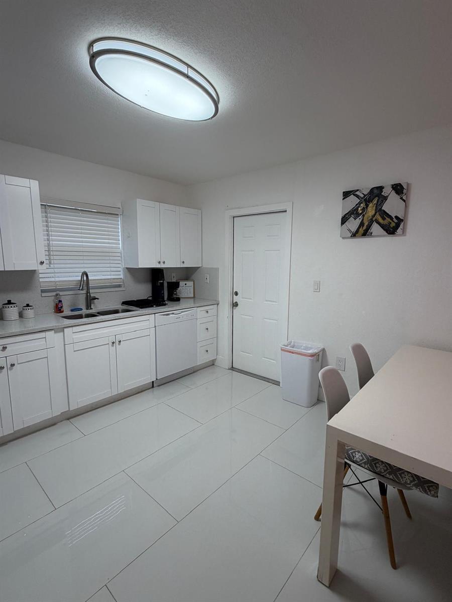 1680 NE 146TH Street, North Miami FL 33181 photo 5