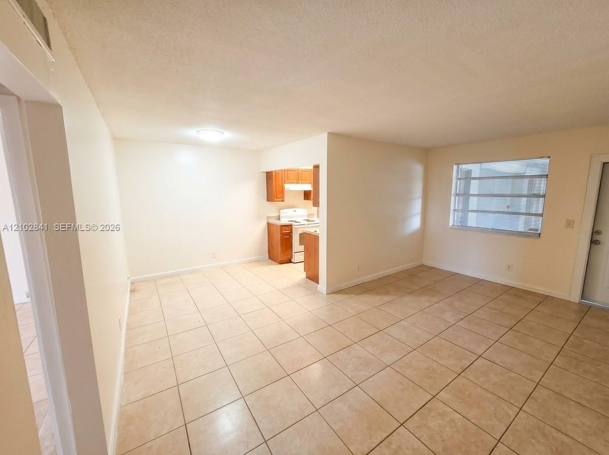 1100 NE 1st Ct # 219, Hallandale Beach FL 33009 photo 3