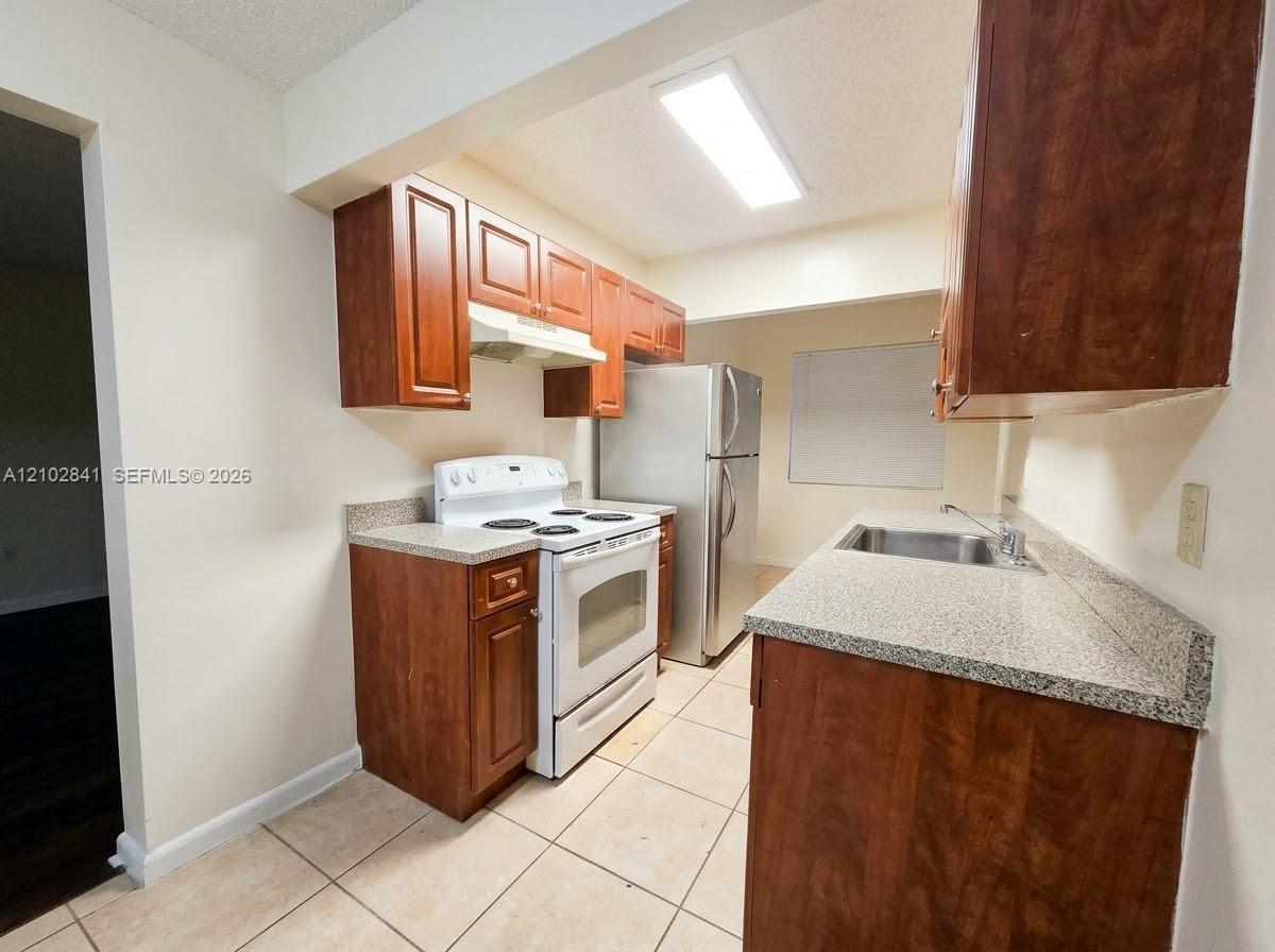 1100 NE 1st Ct # 219, Hallandale Beach FL 33009 photo 5
