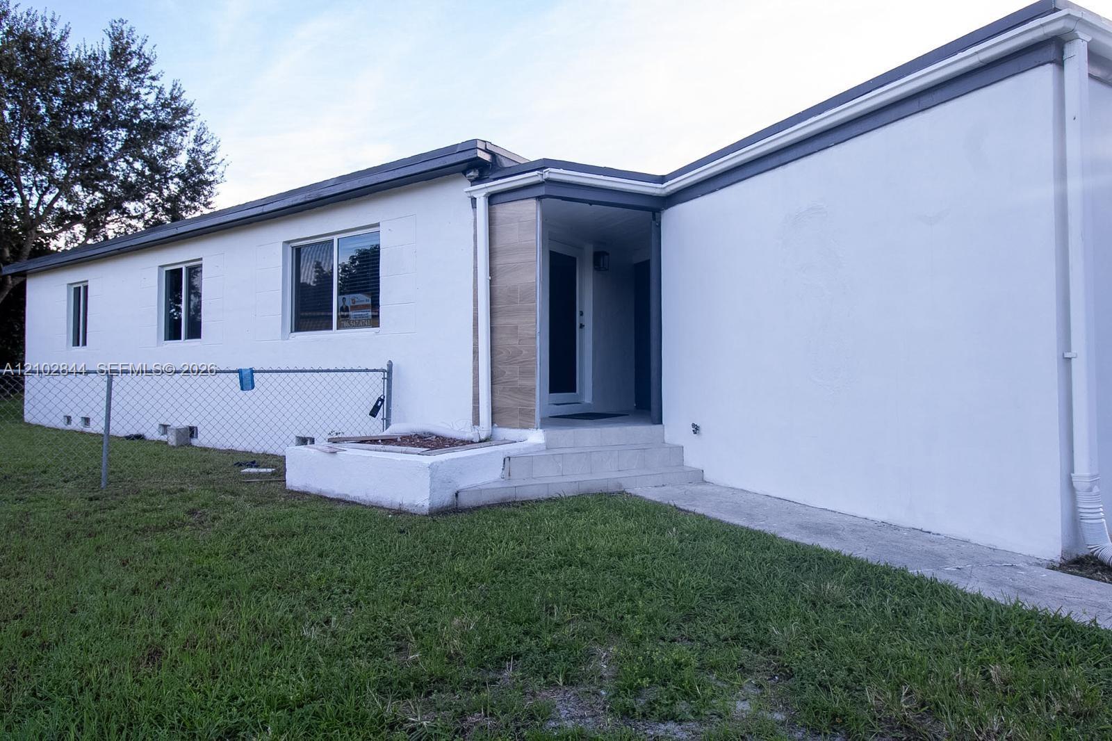 340 NW 132nd St # 1, North Miami FL 33168 photo 2