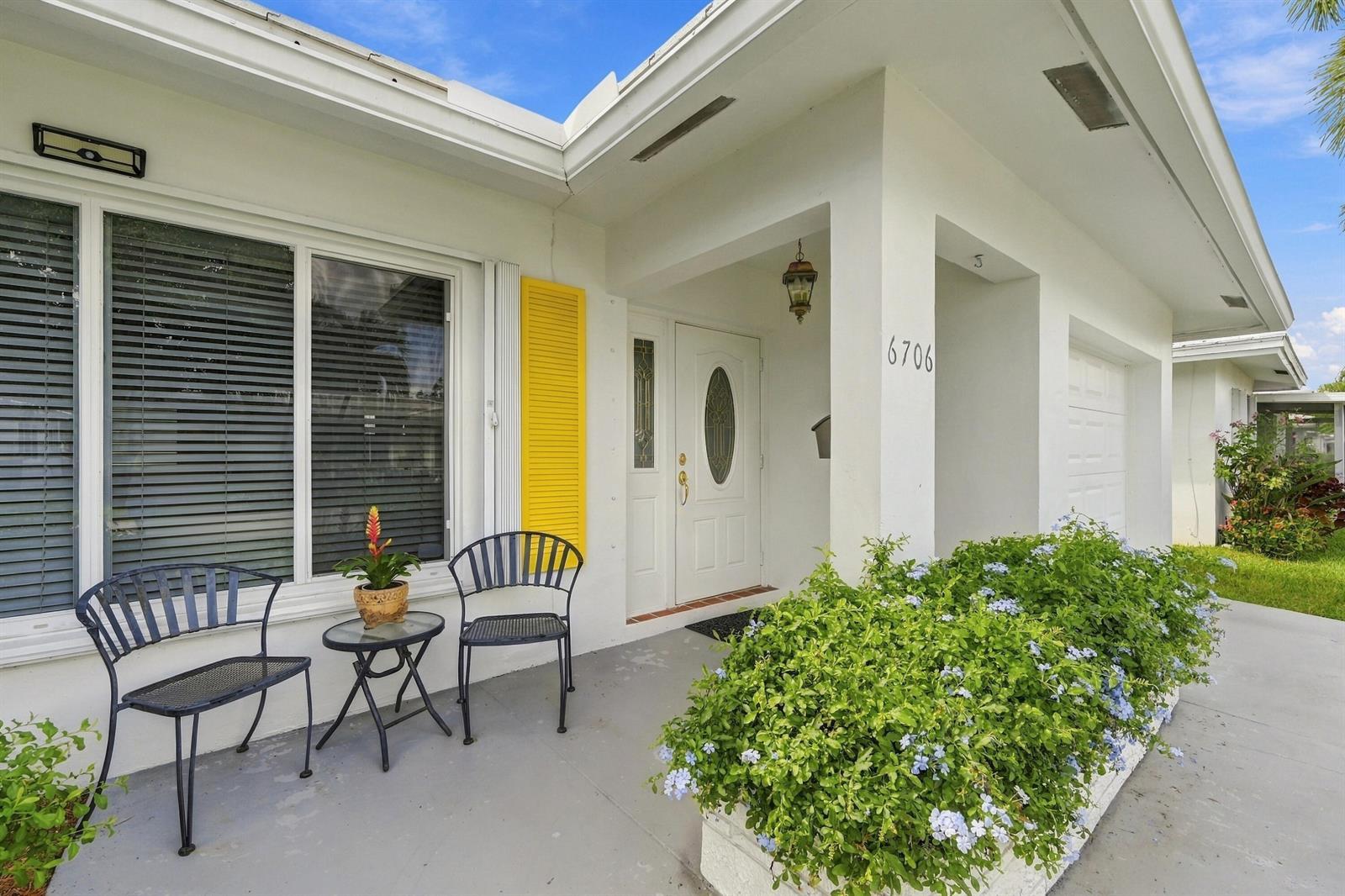 6706 NW 71ST Court, Tamarac FL 33321 photo 2
