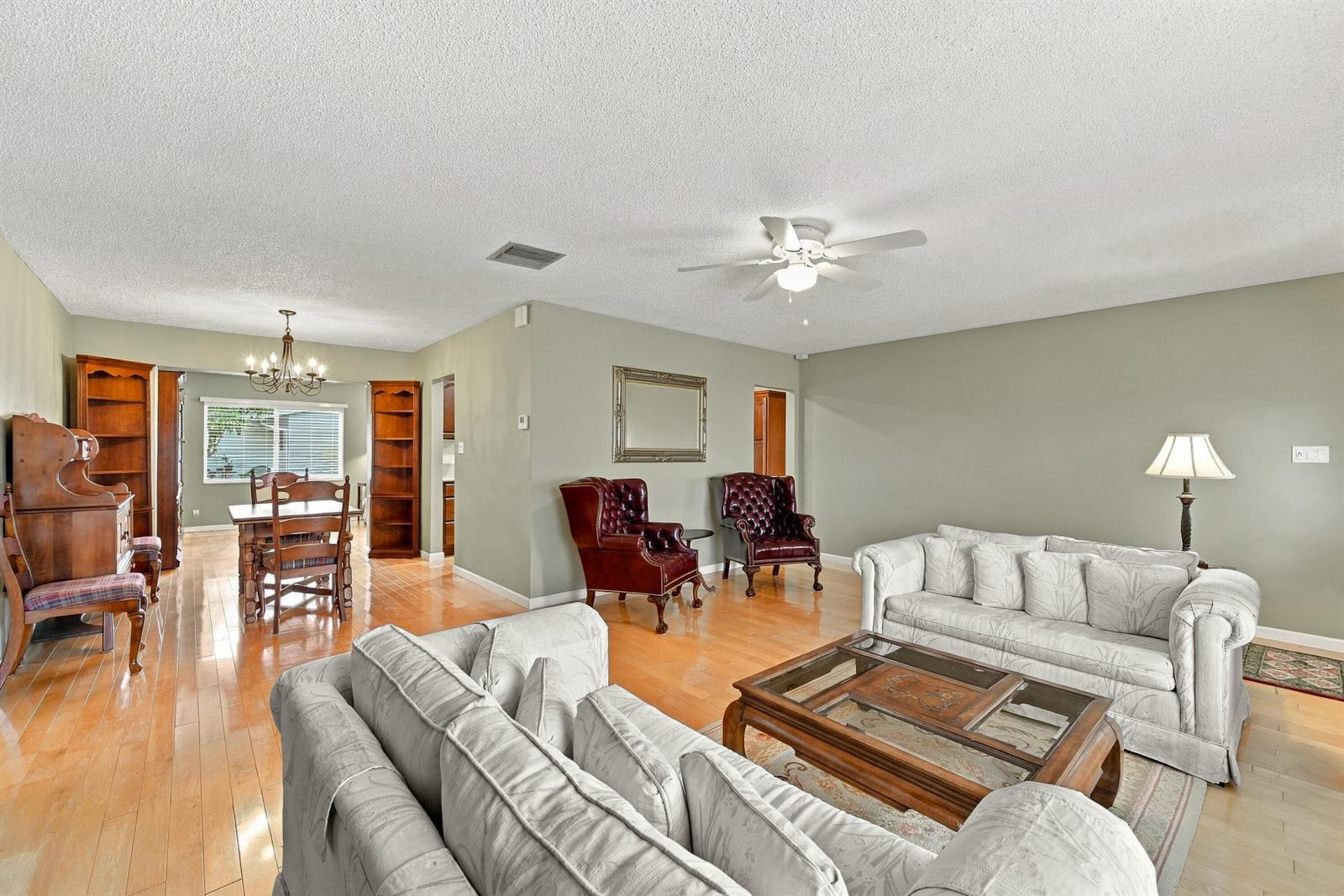 6706 NW 71ST Court, Tamarac FL 33321 photo 5